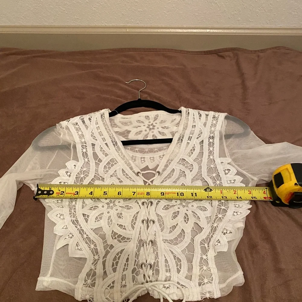 Vintage Lace and MeshTie up Top/Over-jacket Size Small. Boho and Feminine, EUC - Picture 15 of 16